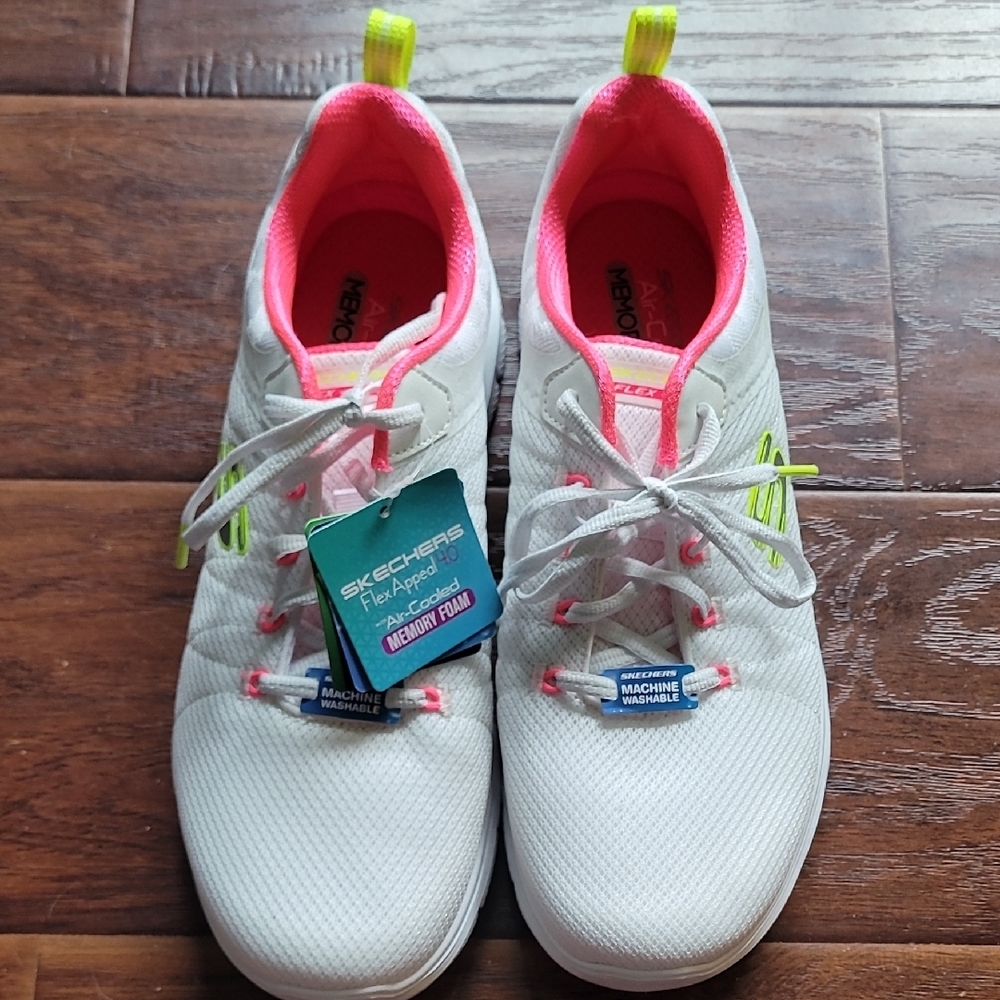 Women's Skechers Flex Appeal 4.0, Air Cooled Memory foam